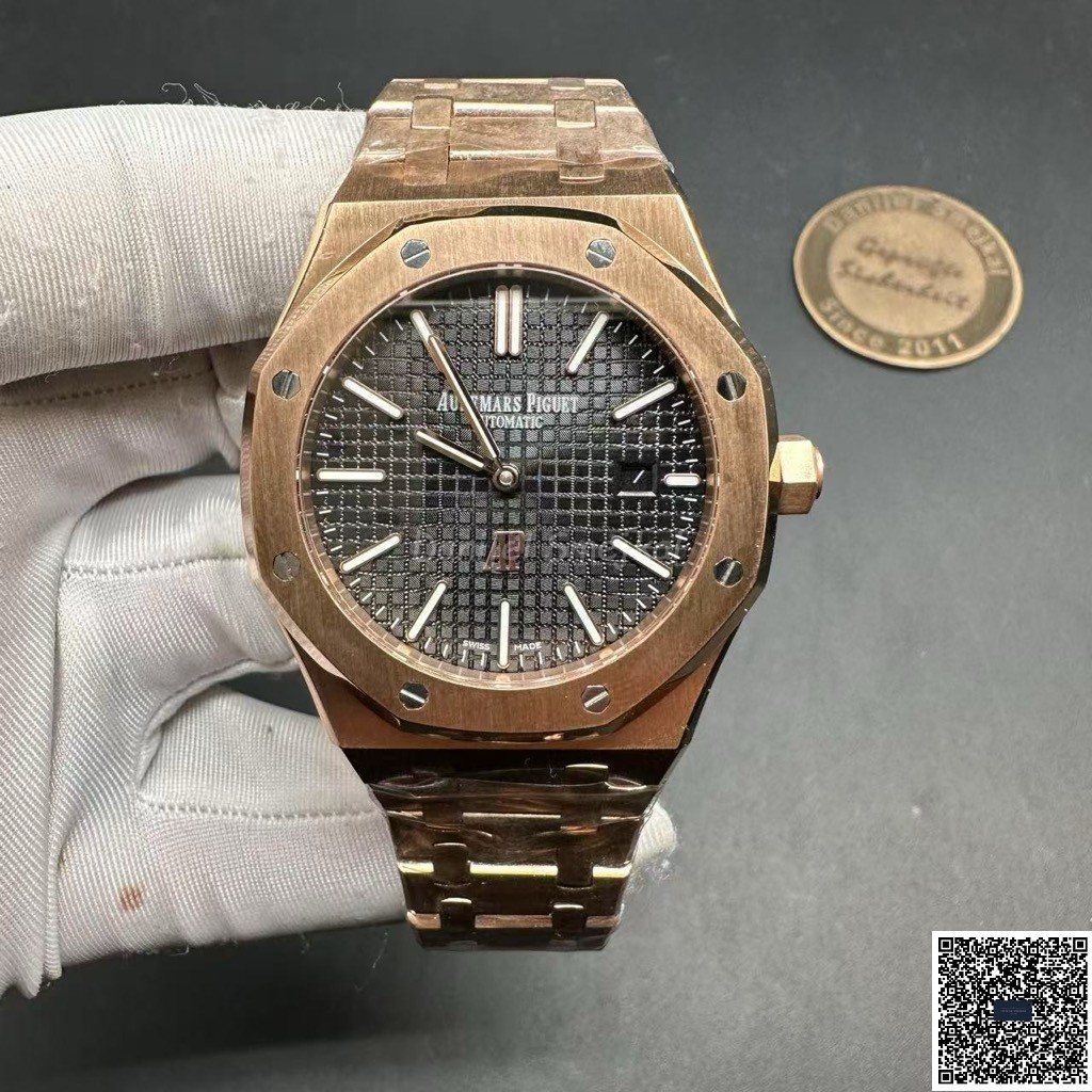 Audemars Piguet Royal Oak 15400OR 41mm