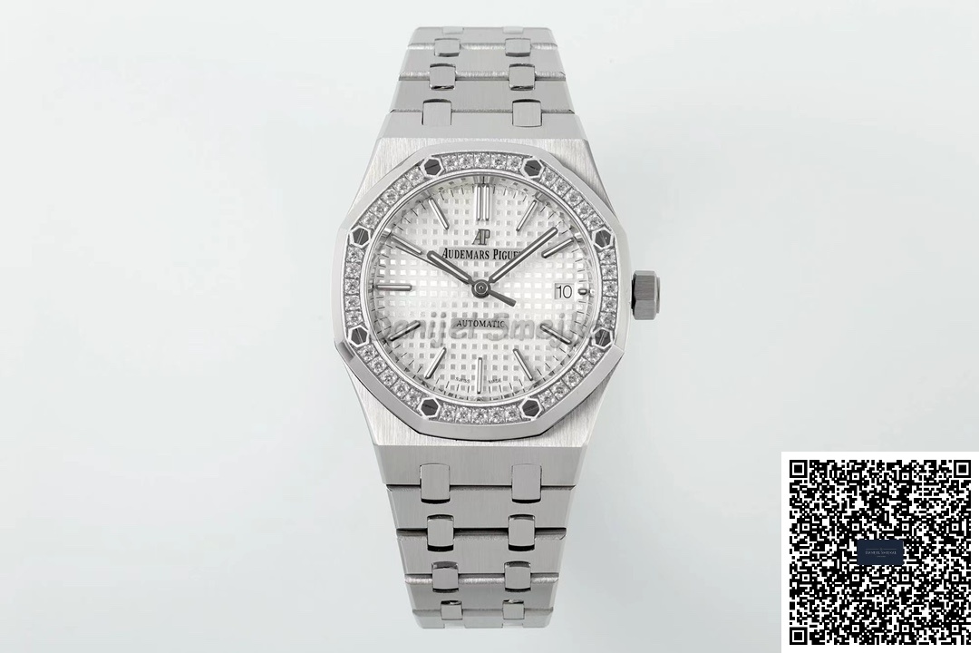 Audemars Piguet Royal Oak 15550ST 37mm