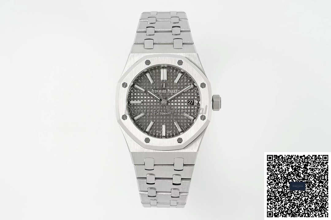 Audemars Piguet Royal Oak 15550ST 37mm