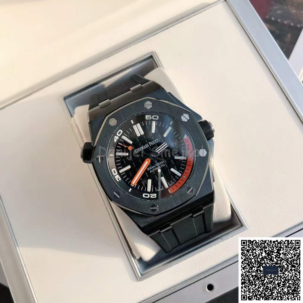 Audemars Piguet Royal Oak Offshore Diver 15707CE 42mm 