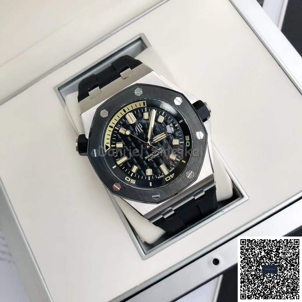 Audemars Piguet Royal Oak Offshore Diver 15720CN.OO.A002CA.01 42mm