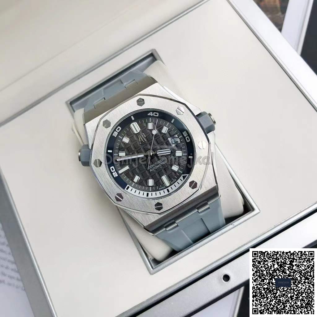 Audemars Piguet Royal Oak Offshore Diver 15720ST 42mm