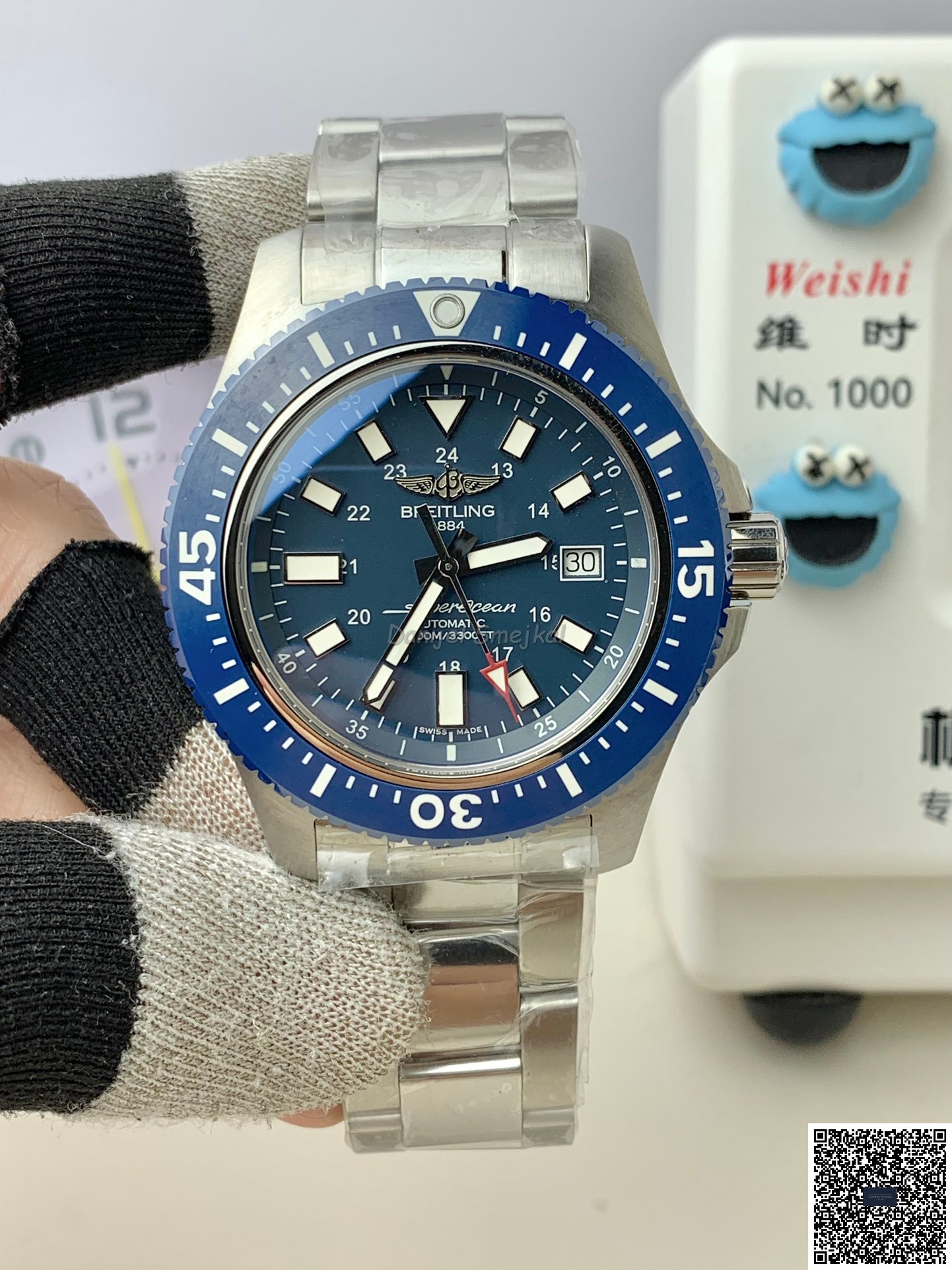 Breitling Superocean Y17393 44mm