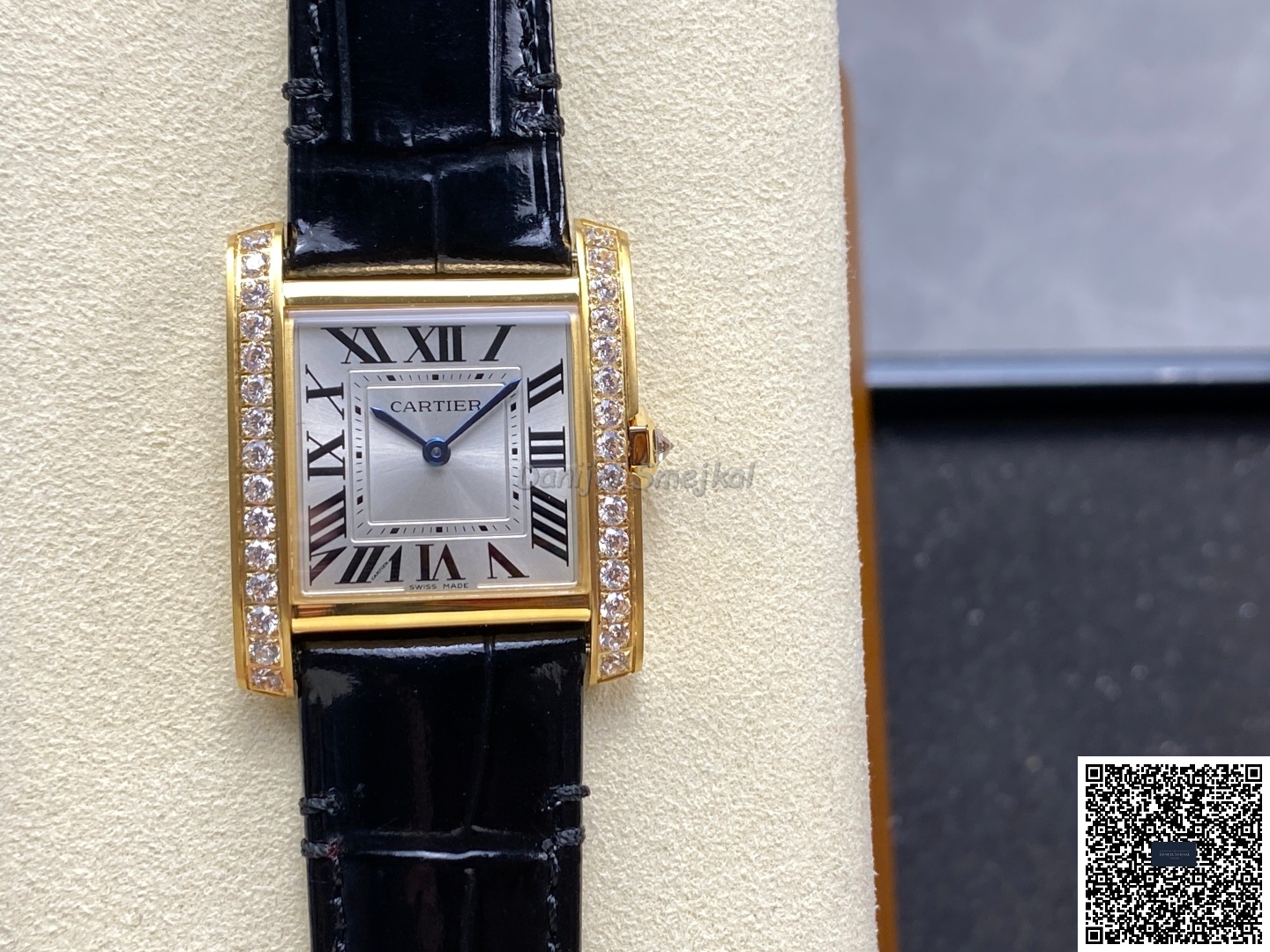 Cartier Tank 27x32mm