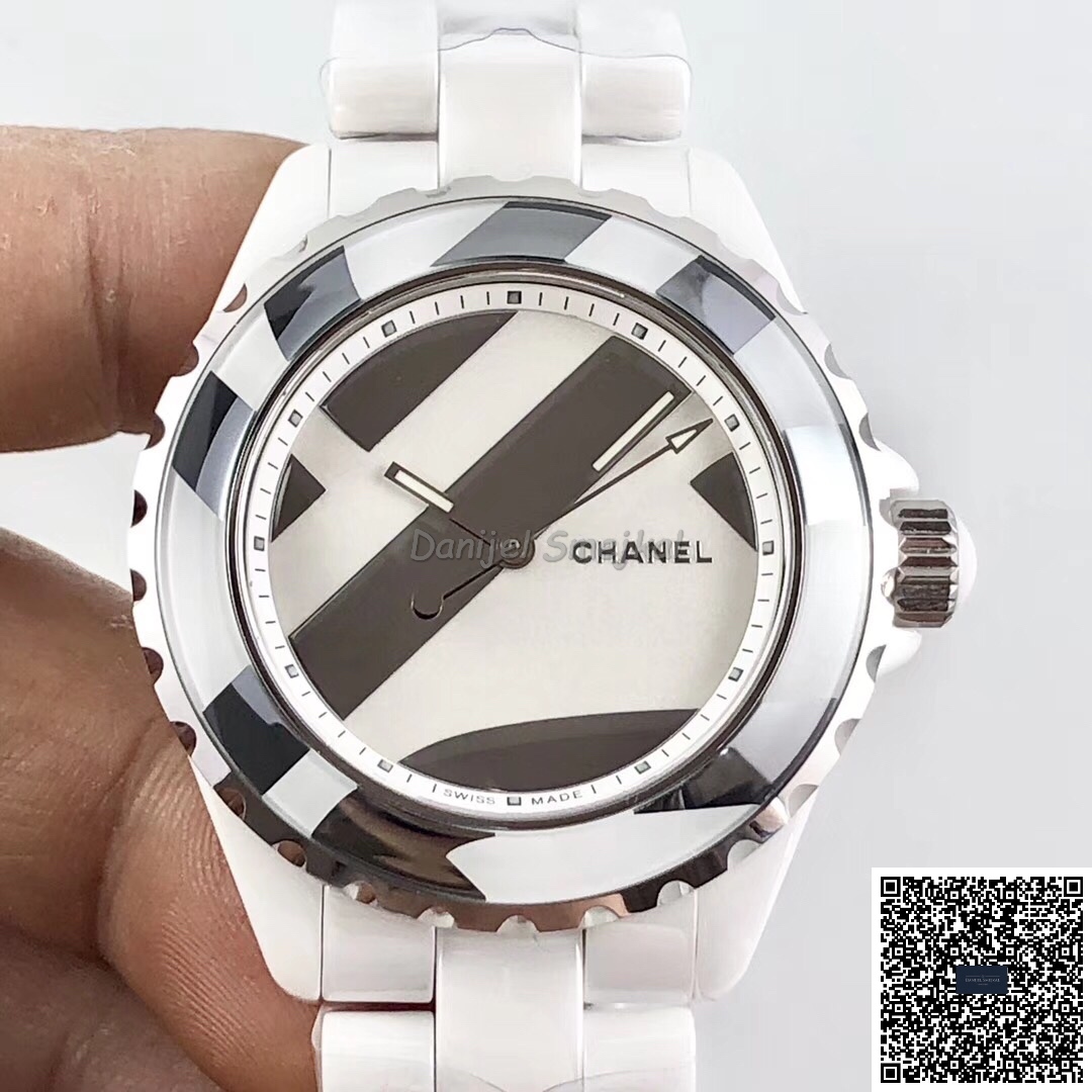 Chanel J12 38mm