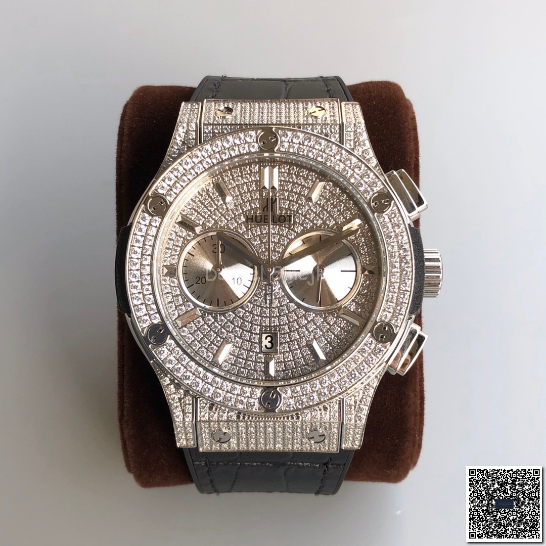 Hublot Classic Fusion Chronograph Iced Out 521.OX.1180.LR 45mm 