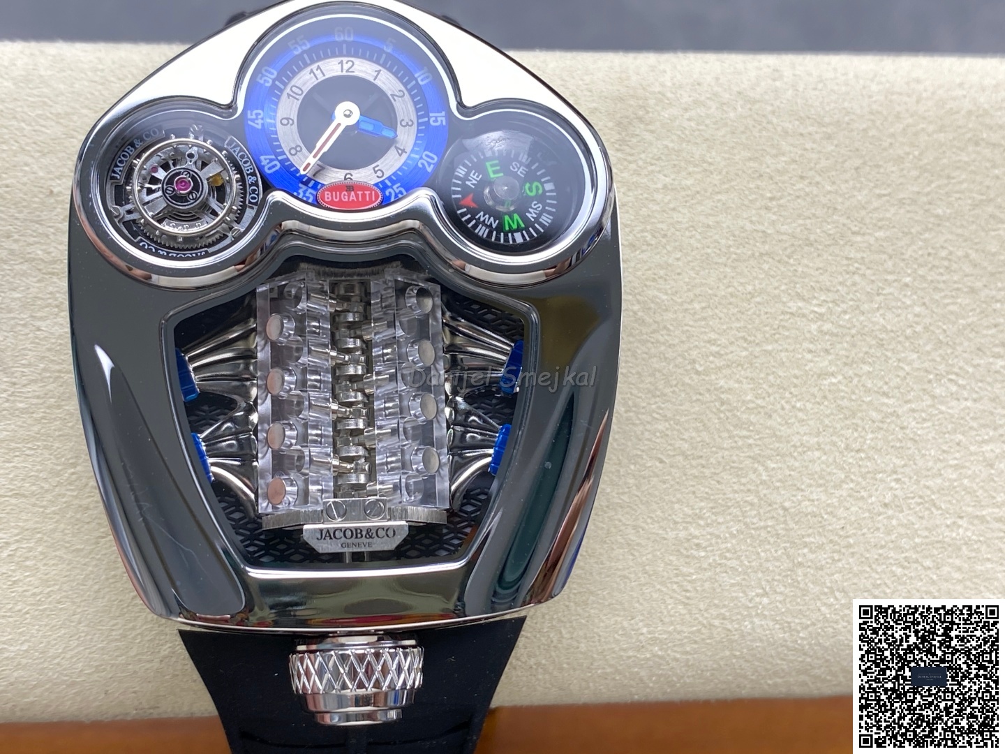 Jacob & Co. Bugatti Chiron Tourbillon 44x55mm
