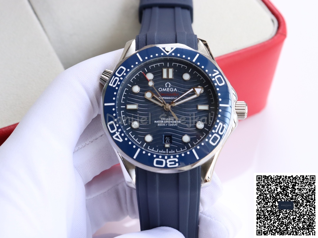 Omega Seamaster Diver 300 M 210.32.4 42mm