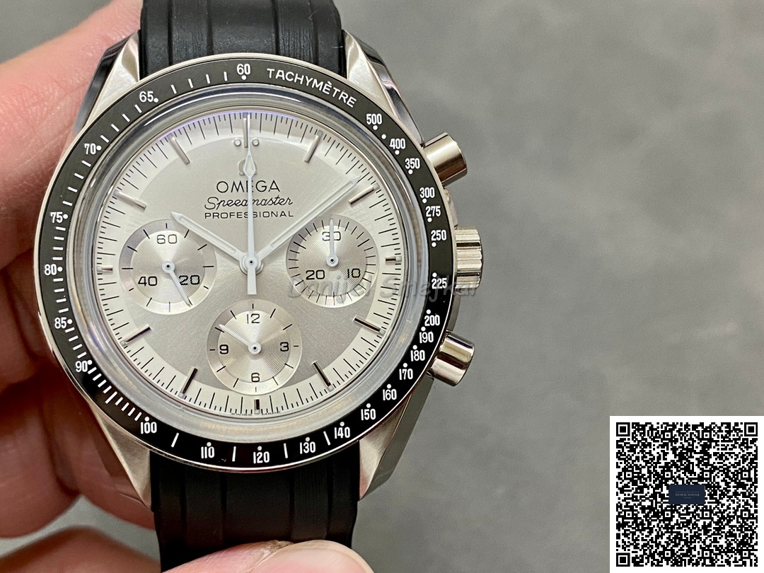 Omega Speedmaster Moonwatch 310.62.4 42mm