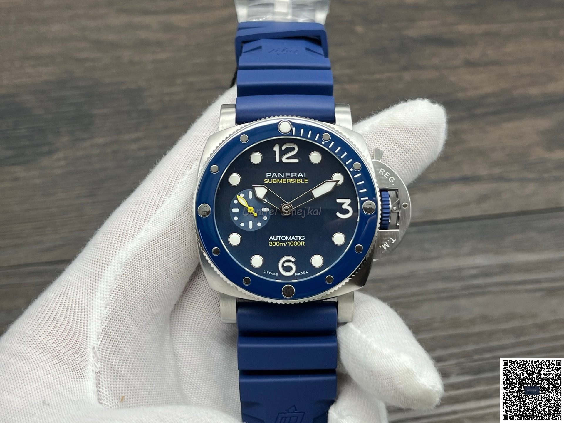 Panerai Submersible Mike Horn Pam1676 44mm