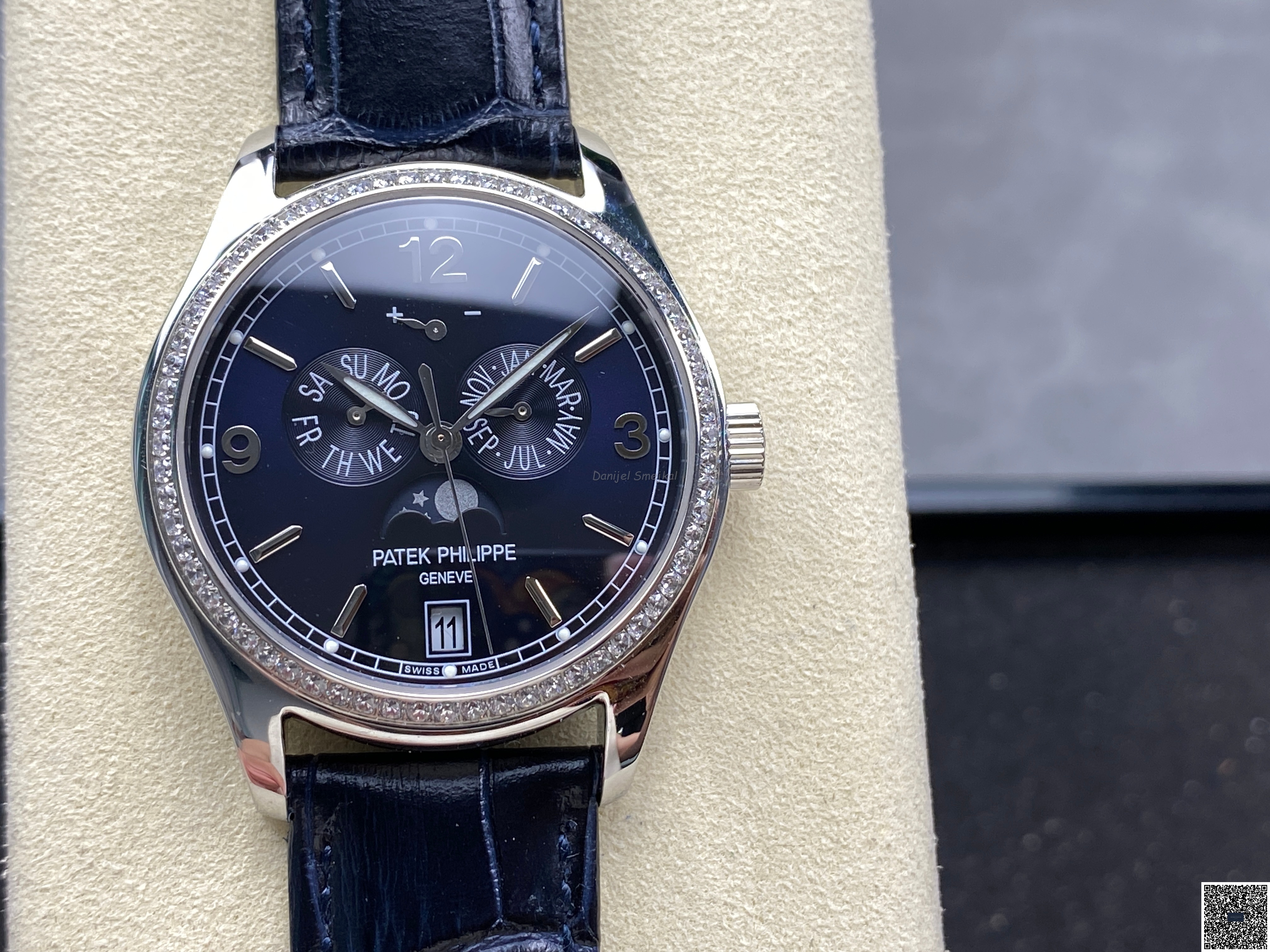 Patek Philippe Annual Calendar Complications 5146 39mm