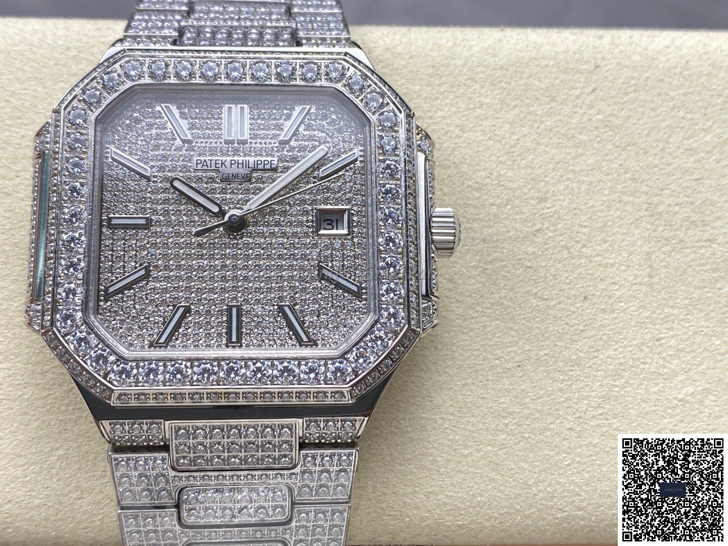 Patek Philippe Cubitus 5821 43mm