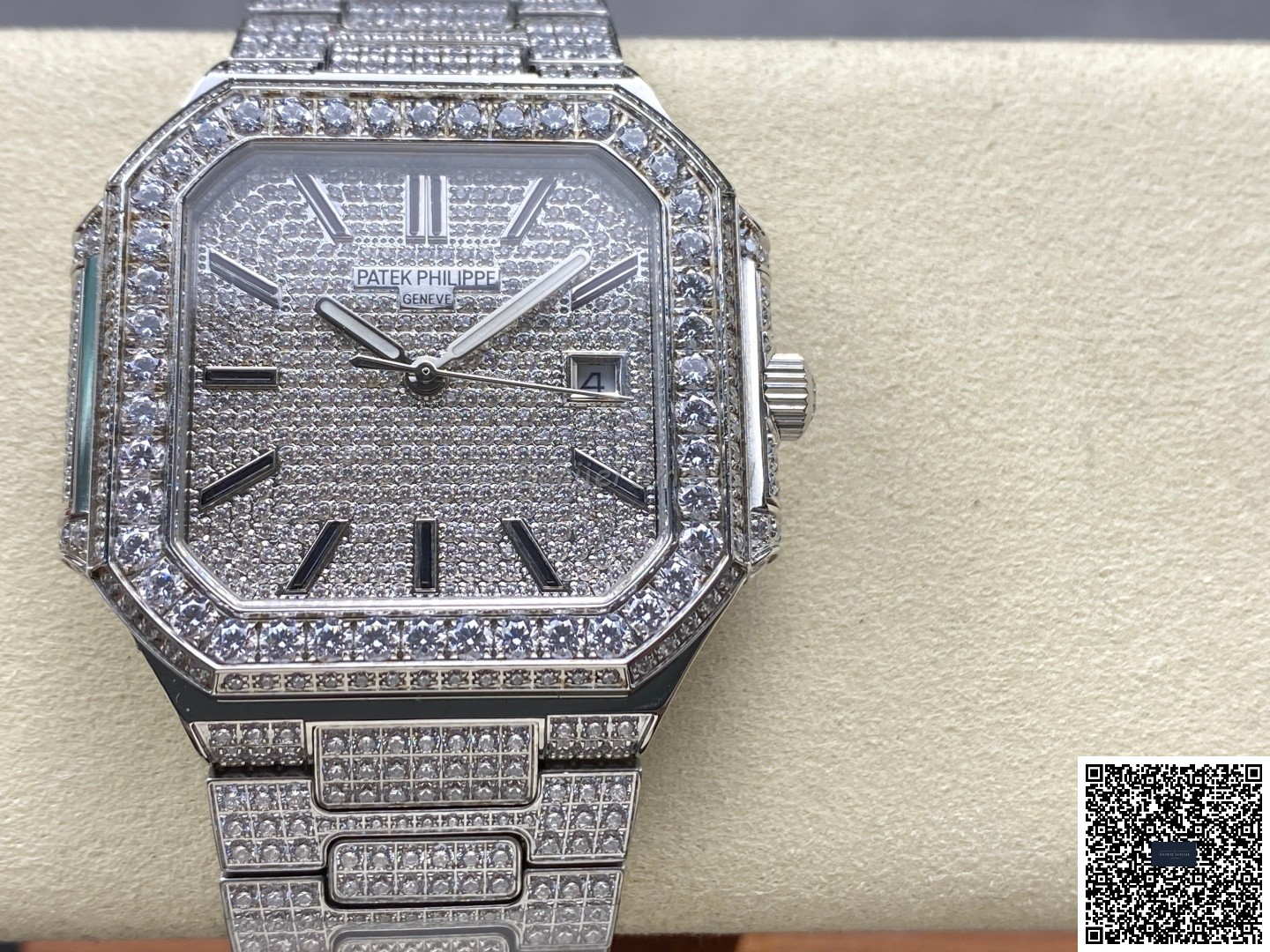 Patek Philippe Cubitus 5821 43mm