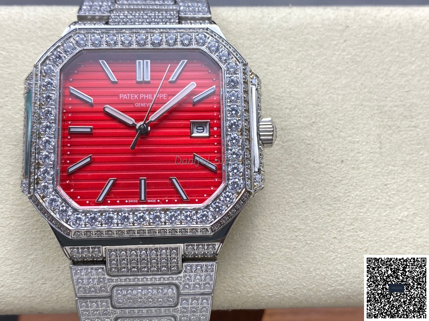 Patek Philippe Cubitus 5821 43mm