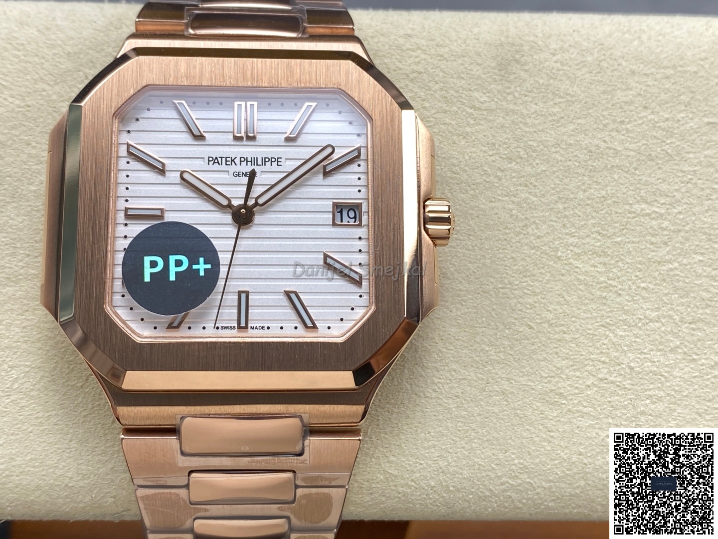 Patek Philippe Cubitus 5821 45mm