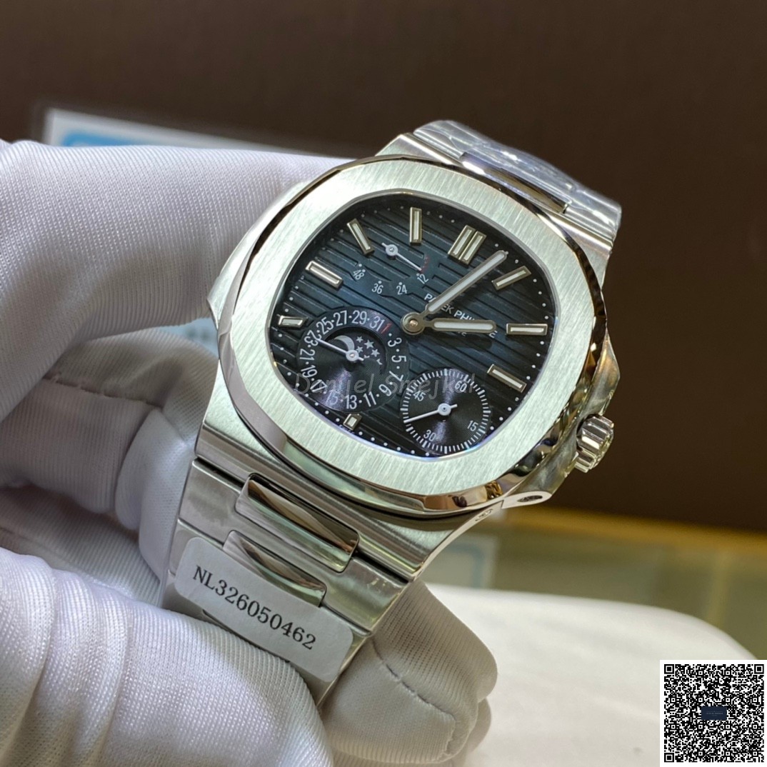 Patek Philippe Nautilus 57121A 40mm