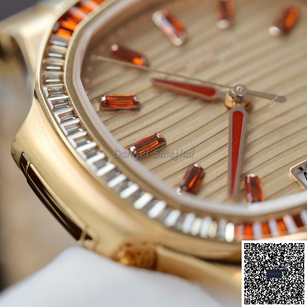 Patek Philippe Nautilus 7118 35.2mm