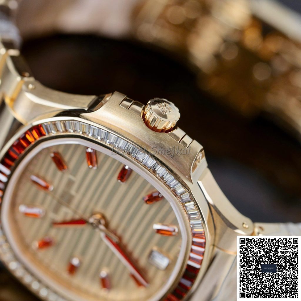 Patek Philippe Nautilus 7118 35.2mm