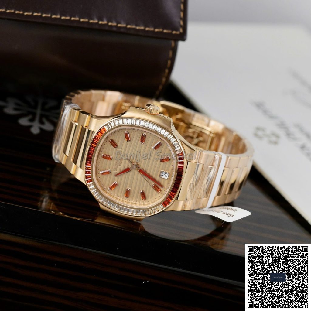 Patek Philippe Nautilus 7118 35.2mm