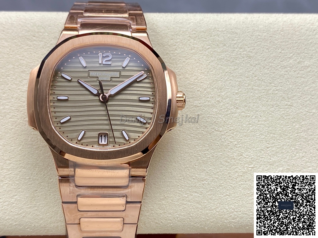 Patek Philippe Nautilus 7118 35mm