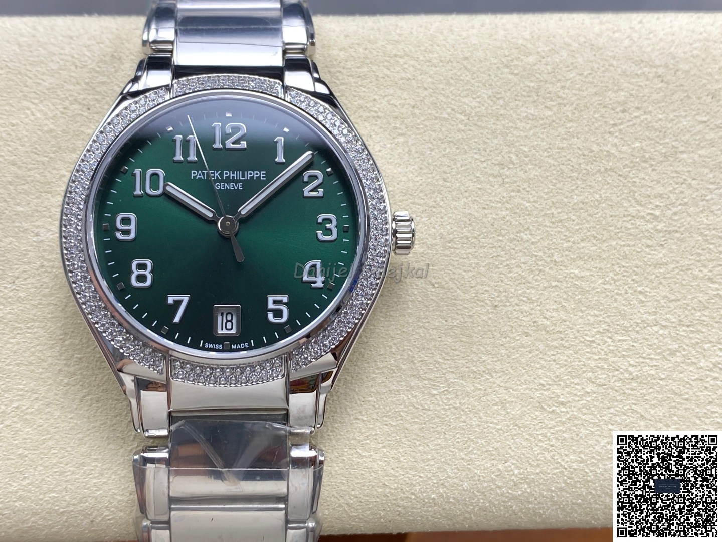 Patek Philippe Twenty~4 7300-1200A-011 36mm