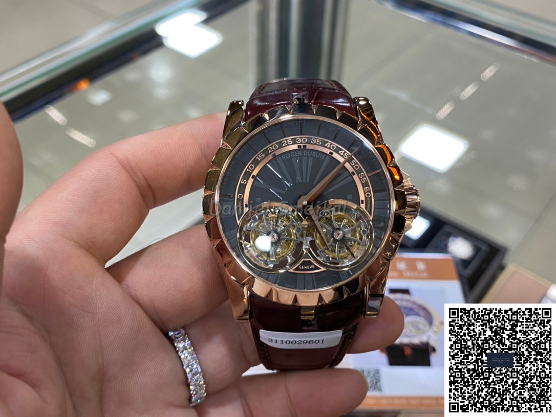 Roger Dubuis Excalibur DBEX025 Spider Pirelli Double Flying Tourbillon 45mm 