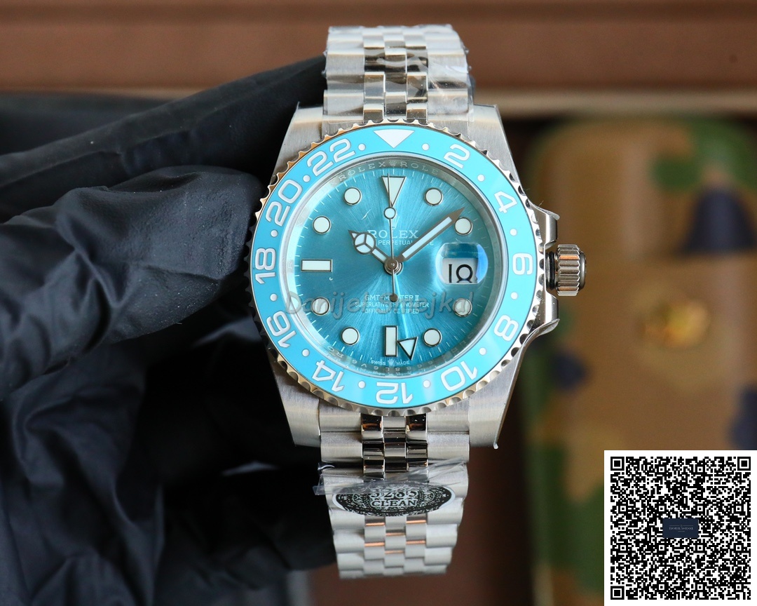 Rolex GMT Master II BLAKEN Tifanny 126710 40mm