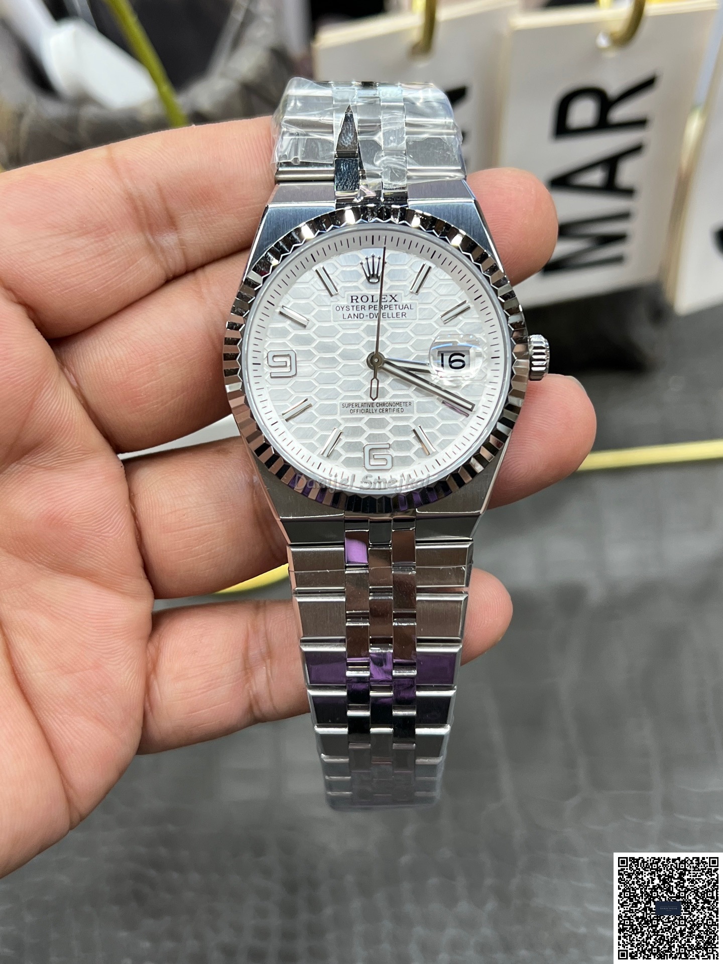 Rolex Land Dweller 127334 40mm
