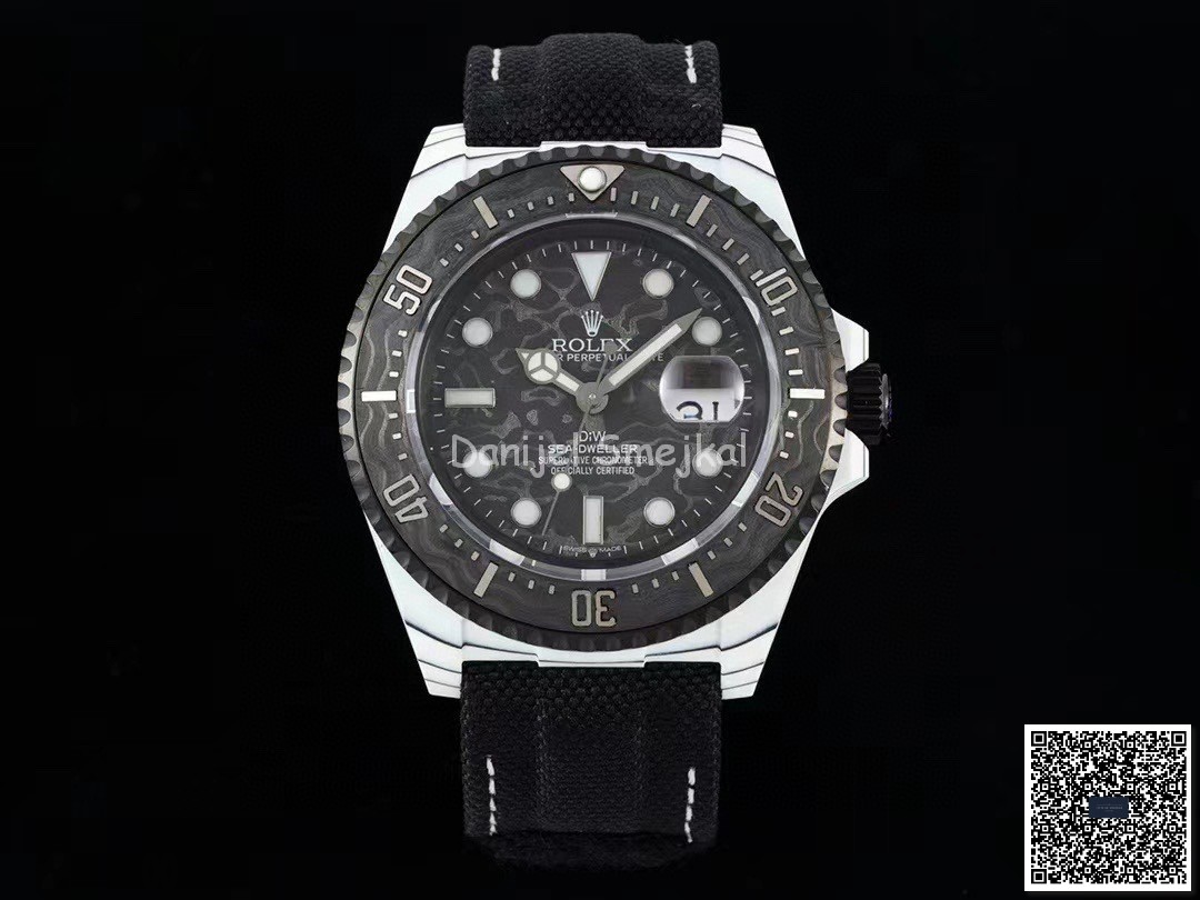 Rolex Seadweller 126600 Carbon 43mm