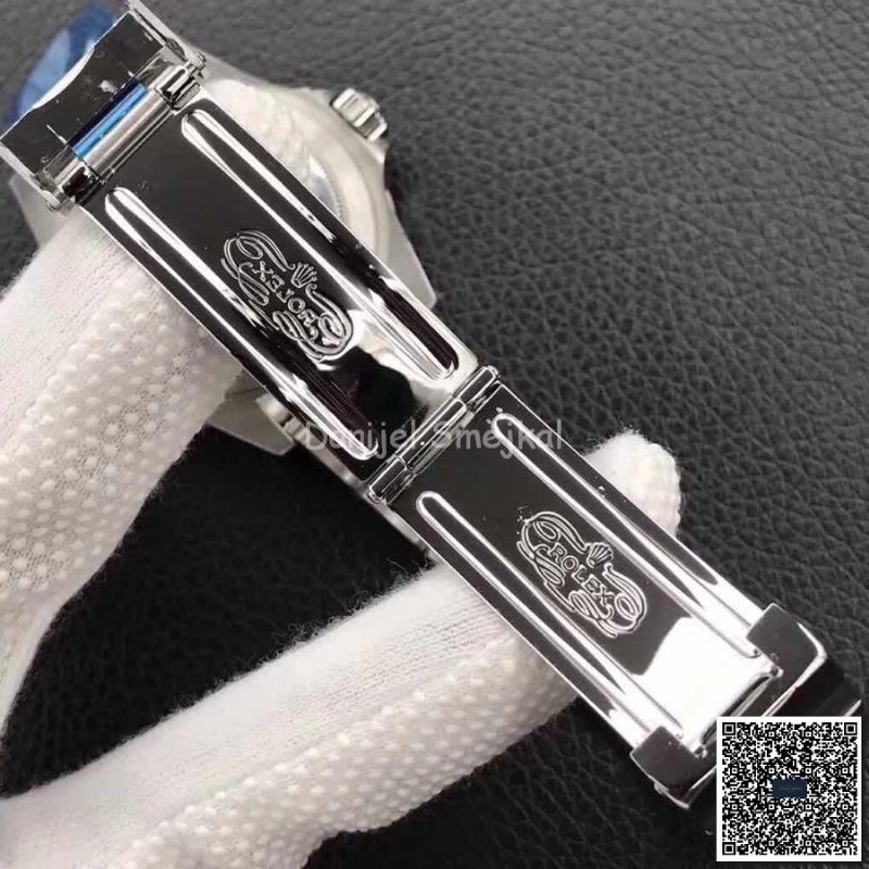 Rolex Submariner 16610LV 40mm